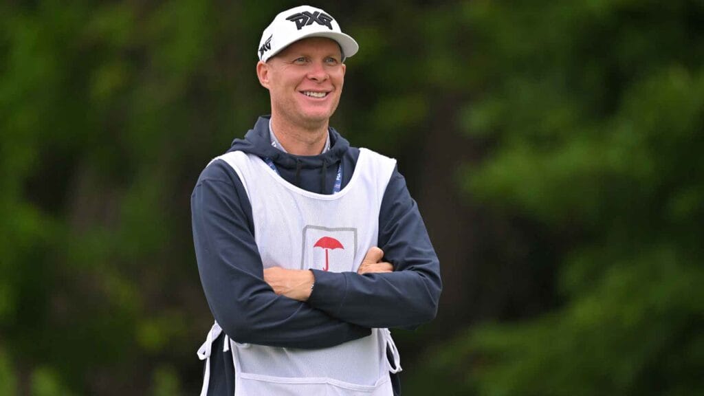 Tour caddie Geno Bonnalie recounts a frightening hotel-room experience in New Orleans