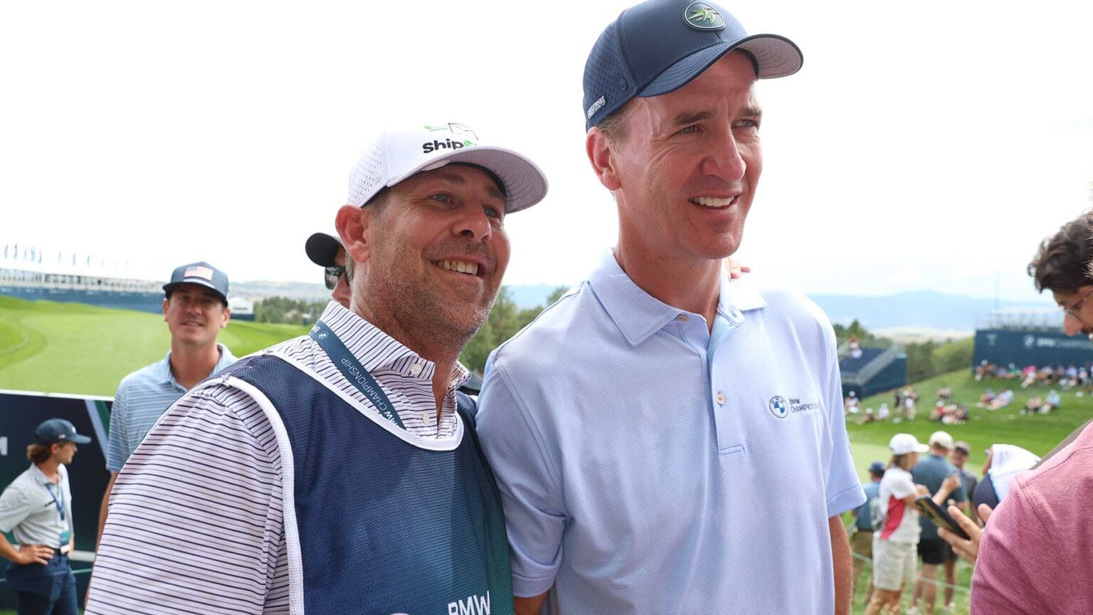 Caddying for Peyton Manning: A Former Receiver’s Tale