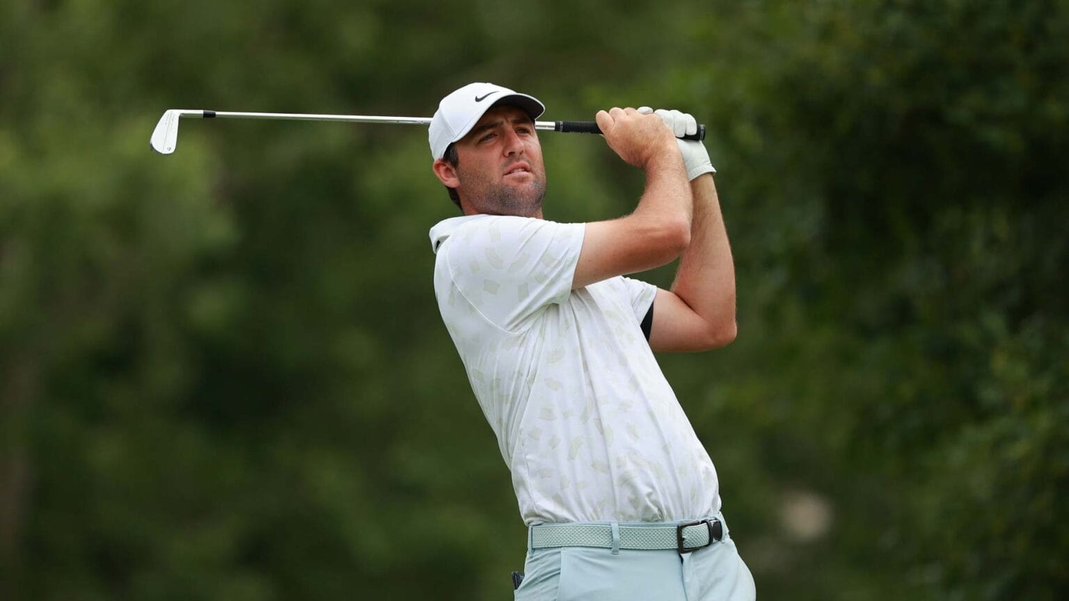 The Unexpected Technique Behind Scottie Scheffler’s Success in Hitting More Greens