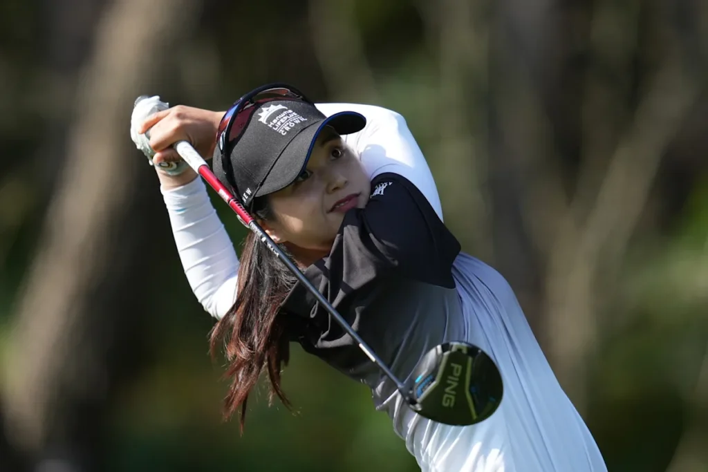 Hye-Jin Choi Extends Lead to 5 Strokes After Two Rounds at LPGA Malaysia Event