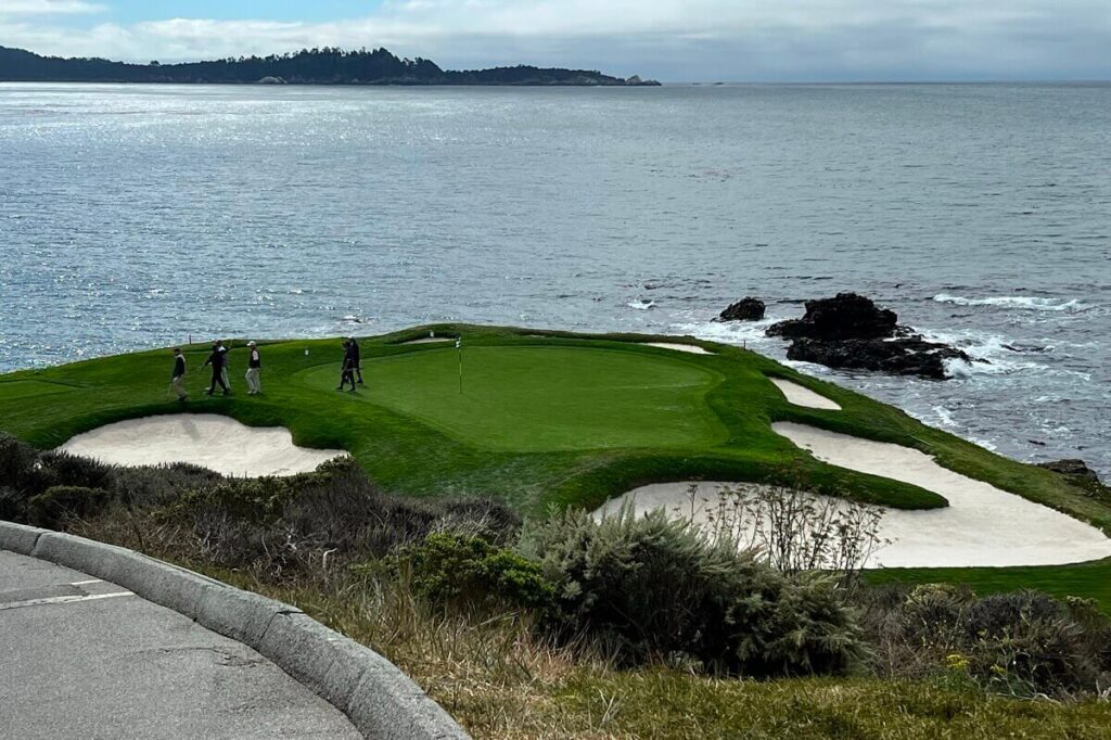 Packing for Pebble: The Ultimate Traveler’s Guide for Your Next Golf Adventure