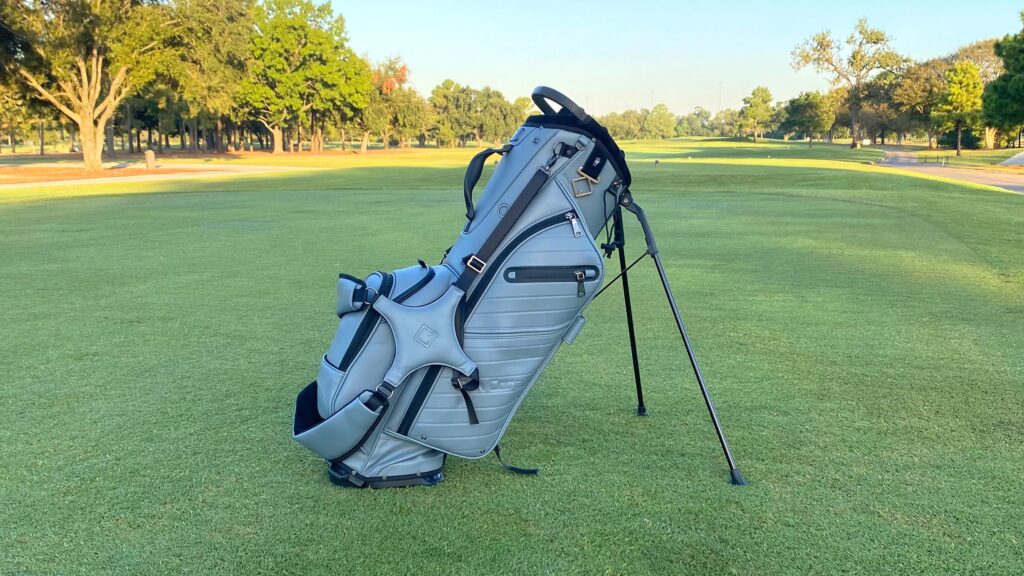 CaddyDaddy RevCore Hybrid Lux Stand Bag: A Comprehensive Review
