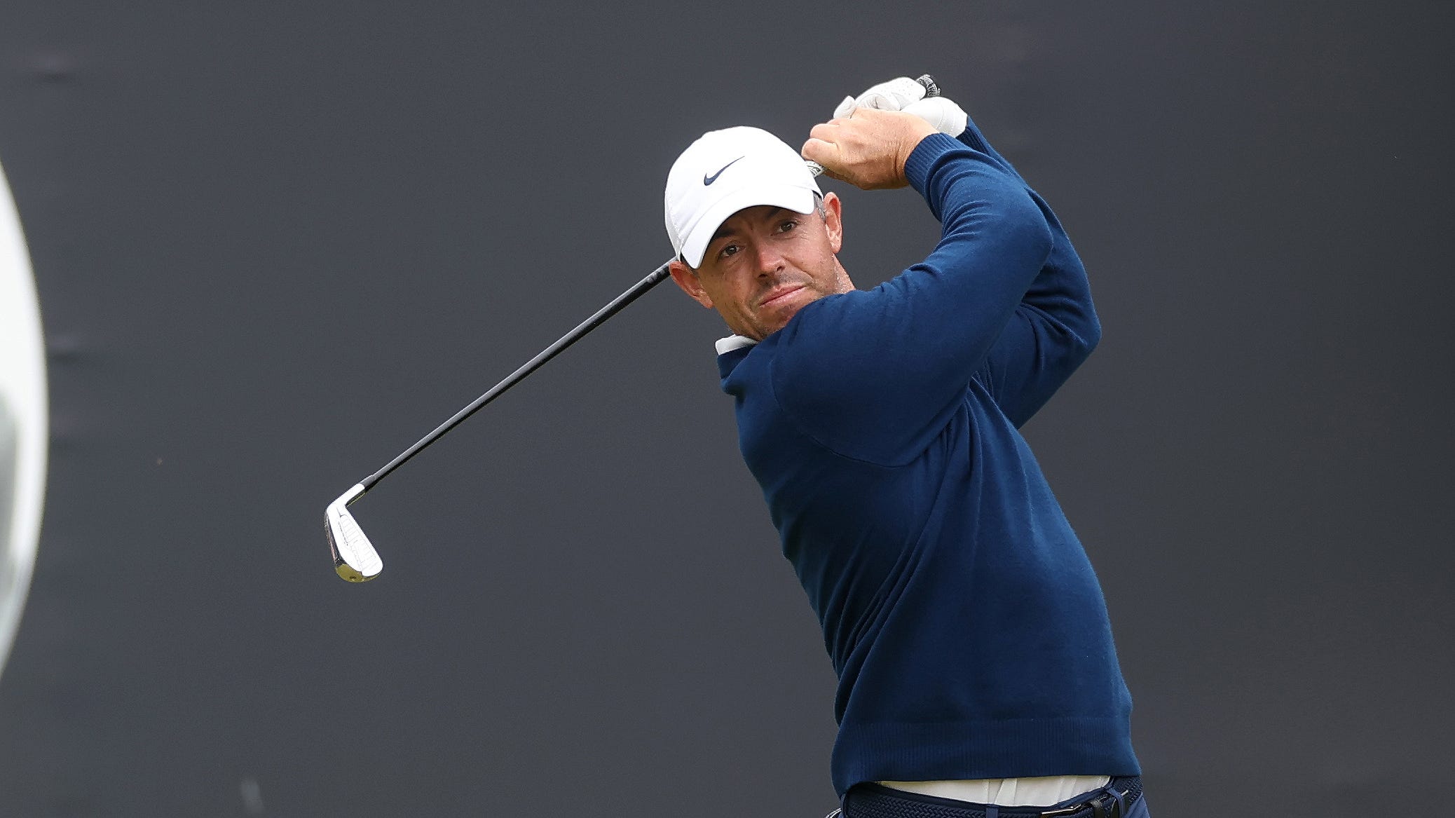 Rory McIlroy Ready to Tee Off