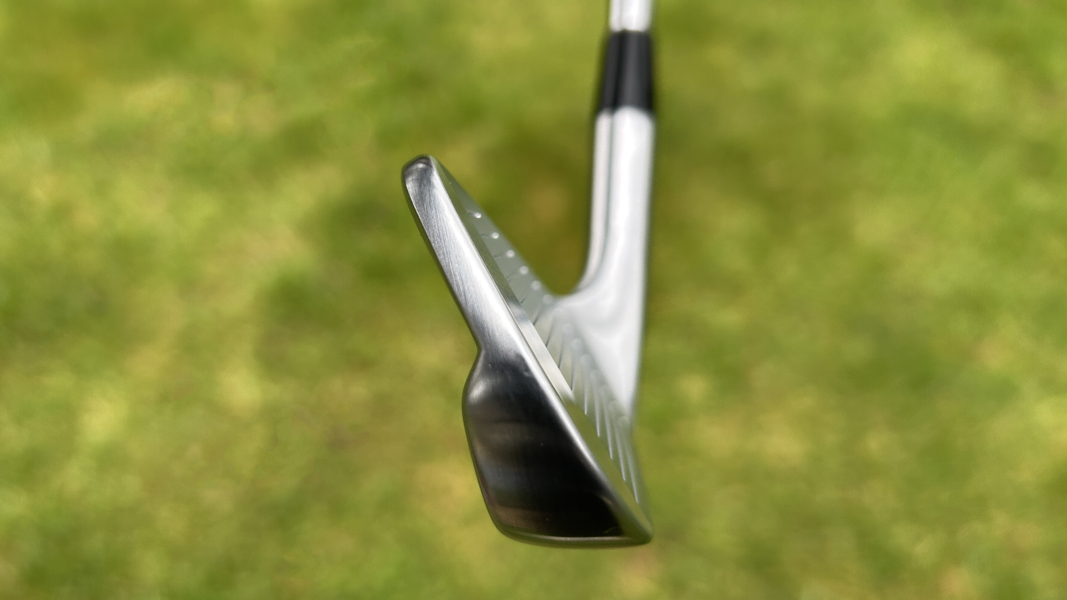 Cobra 3DP MB Irons Launch Monitor