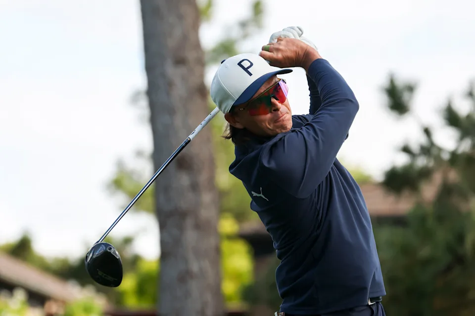 Fowler’s Comeback Dream Drowns in Pebble’s Sixth Hole