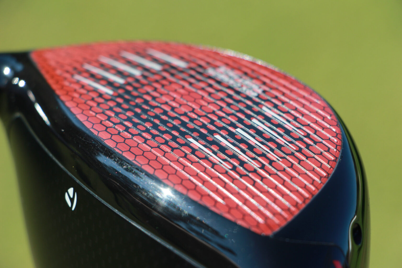 Stealth’s carbon face: Lighter weight, higher ball speed, proven design.